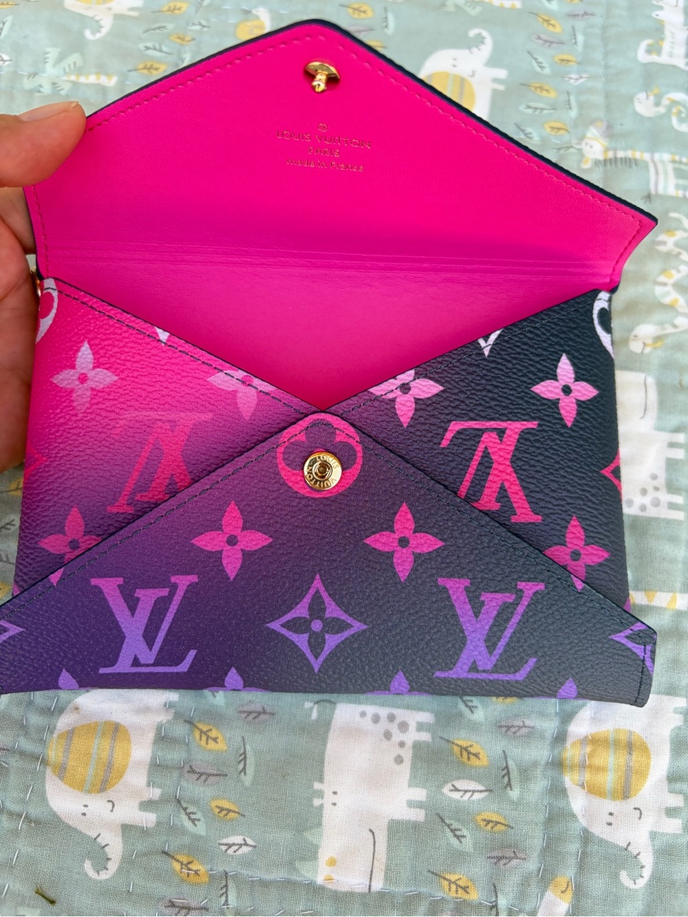 Louis Vuitton Medium Kirigami (PRICE FIRM)